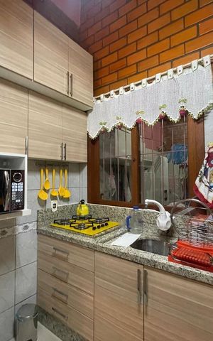 Casa à venda com 390m², 5 quartos e 2 vagas