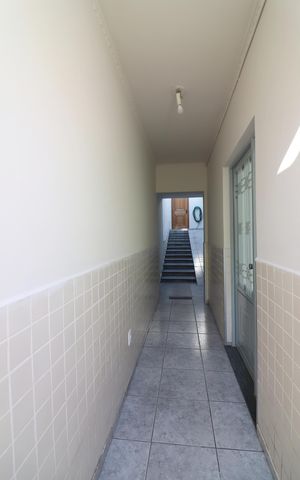 Casa para alugar com 272m², 3 quartos e 4 vagasCorredor