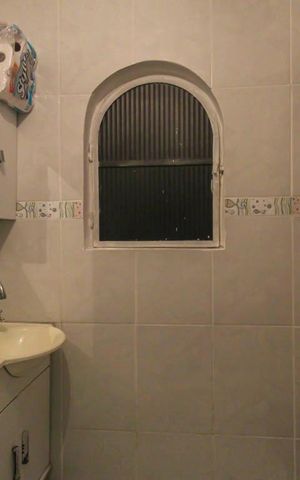 Casa à venda com 174m², 6 quartos e 2 vagas Casa à venda com 174m², 6 quartos e 2 vagasBanheiro da Suíte 2