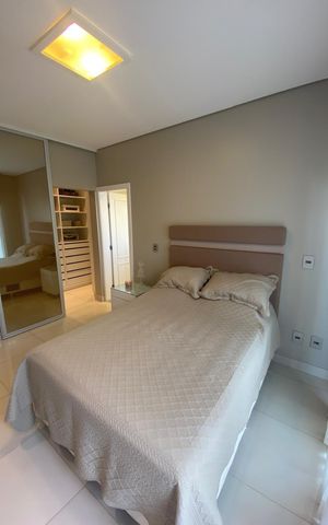 Casa de condomínio à venda com 406m², 4 quartos e 4 vagas