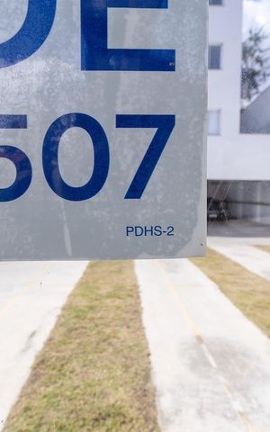 Apartamento à venda com 50m², 2 quartos e 2 vagas Apartamento à venda com 50m², 2 quartos e 2 vagasPlaca QuintoAndar PDHS-2