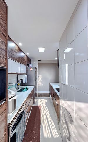 Apartamento à venda com 77m², 2 quartos e 2 vagasCozinha