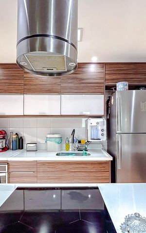 Apartamento à venda com 77m², 2 quartos e 2 vagasCozinha