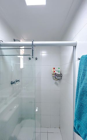 Apartamento à venda com 77m², 2 quartos e 2 vagasBanheiro