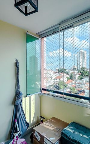 Apartamento à venda com 77m², 2 quartos e 2 vagasVaranda