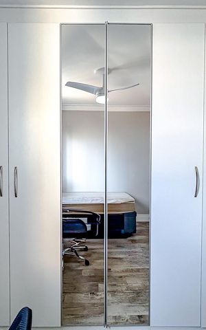 Apartamento à venda com 77m², 2 quartos e 2 vagasQuarto 1 - Armários