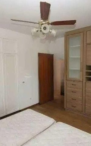 Casa para alugar com 486m², 4 quartos e 7 vagas Casa para alugar com 486m², 4 quartos e 7 vagasQuarto 2