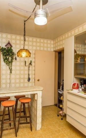 Apartamento para alugar com 181m², 3 quartos e sem vaga