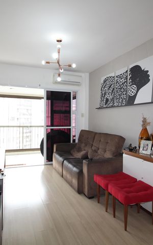 Apartamento para alugar com 78m², 2 quartos e 1 vagaSala