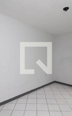 Casa à venda com 295m², 8 quartos e sem vaga Casa à venda com 295m², 8 quartos e sem vagaCasa 4