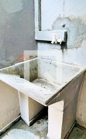 Casa à venda com 295m², 8 quartos e sem vaga Casa à venda com 295m², 8 quartos e sem vagaCasa 5