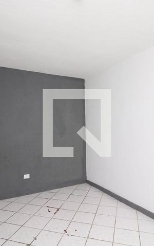 Casa à venda com 295m², 8 quartos e sem vaga Casa à venda com 295m², 8 quartos e sem vagaCasa 4