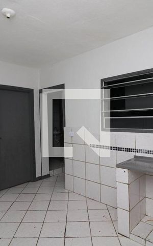 Casa à venda com 295m², 8 quartos e sem vaga Casa à venda com 295m², 8 quartos e sem vagaCasa 4