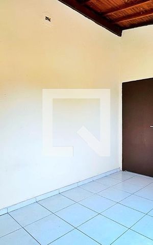 Casa à venda com 295m², 8 quartos e sem vaga Casa à venda com 295m², 8 quartos e sem vagaCasa 5
