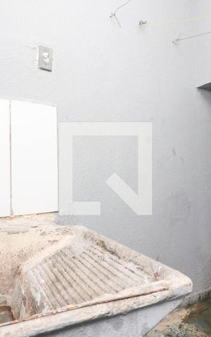 Casa à venda com 295m², 8 quartos e sem vaga Casa à venda com 295m², 8 quartos e sem vagaCasa 4