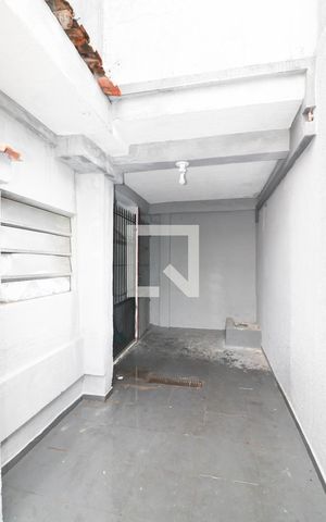 Casa à venda com 295m², 8 quartos e sem vaga Casa à venda com 295m², 8 quartos e sem vagaCasa 4