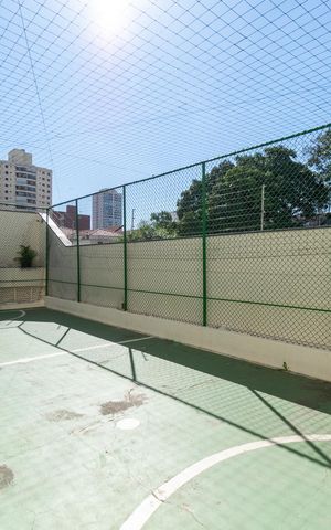 Apartamento à venda com 150m², 3 quartos e 2 vagas Apartamento à venda com 150m², 3 quartos e 2 vagasQuadra