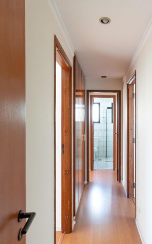 Apartamento à venda com 150m², 3 quartos e 2 vagas Apartamento à venda com 150m², 3 quartos e 2 vagasCorredor