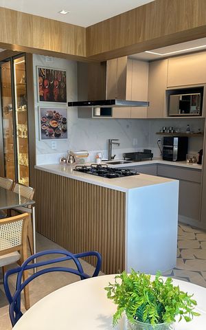 Apartamento à venda com 102m², 3 quartos e 2 vagasCozinha