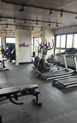 Apartamento à venda com 102m², 3 quartos e 2 vagasÁrea comum - Academia