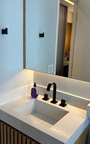 Apartamento à venda com 102m², 3 quartos e 2 vagasBanheiro da Suíte 