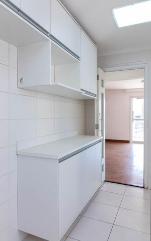 Apartamento à venda com 110m², 2 quartos e 2 vagasCozinha