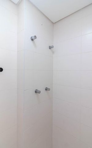 Apartamento à venda com 110m², 2 quartos e 2 vagasBanheiro de Serviço