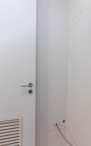 Apartamento à venda com 110m², 2 quartos e 2 vagasBanheiro de Serviço