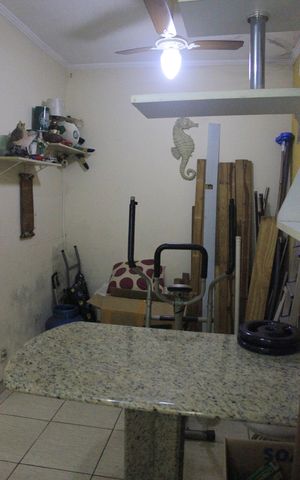 Casa à venda com 180m², 4 quartos e 2 vagasCozinha da edícula