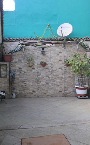 Casa à venda com 180m², 4 quartos e 2 vagasGaragem 