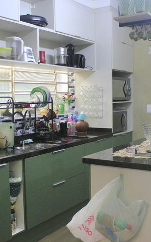 Casa à venda com 180m², 4 quartos e 2 vagasCozinha 