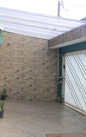Casa à venda com 180m², 4 quartos e 2 vagasGaragem 