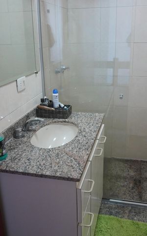 Casa de condomínio à venda com 322m², 4 quartos e 4 vagasBanheiro da Suíte 2