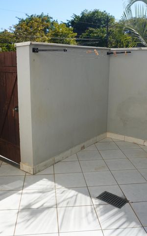 Casa de condomínio à venda com 322m², 4 quartos e 4 vagasÁrea Externa