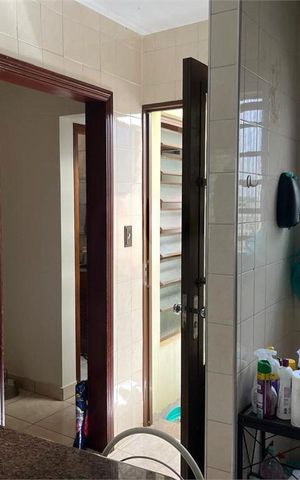 Casa à venda com 200m², 4 quartos e 2 vagas