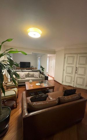 Apartamento à venda com 178m², 3 quartos e 3 vagas Apartamento à venda com 178m², 3 quartos e 3 vagasSala