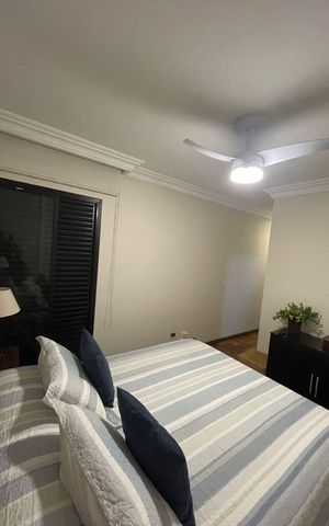 Apartamento à venda com 178m², 3 quartos e 3 vagas Apartamento à venda com 178m², 3 quartos e 3 vagasQuarto
