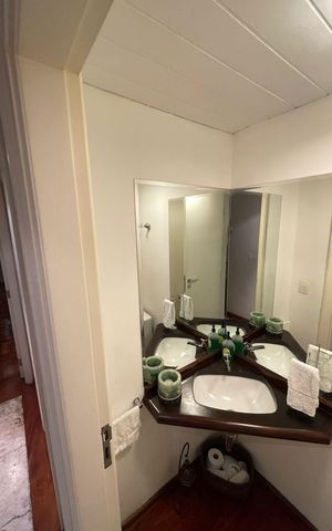 Apartamento à venda com 178m², 3 quartos e 3 vagas Apartamento à venda com 178m², 3 quartos e 3 vagasBanheiro