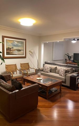 Apartamento à venda com 178m², 3 quartos e 3 vagas Apartamento à venda com 178m², 3 quartos e 3 vagasSala