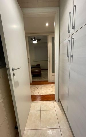 Apartamento à venda com 178m², 3 quartos e 3 vagas Apartamento à venda com 178m², 3 quartos e 3 vagasCorredor