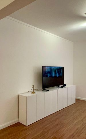 Apartamento à venda com 90m², 2 quartos e 1 vaga Apartamento à venda com 90m², 2 quartos e 1 vagaSala de TV