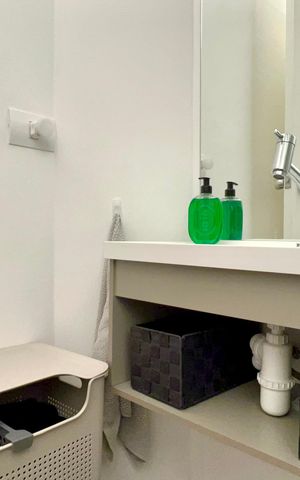 Apartamento à venda com 90m², 2 quartos e 1 vaga Apartamento à venda com 90m², 2 quartos e 1 vagaBanheiro