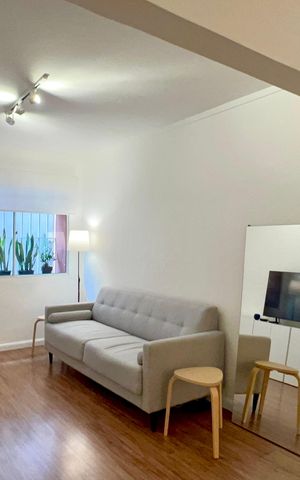Apartamento à venda com 90m², 2 quartos e 1 vaga Apartamento à venda com 90m², 2 quartos e 1 vagaSala de TV