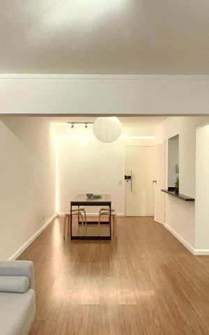 Apartamento à venda com 90m², 2 quartos e 1 vaga Apartamento à venda com 90m², 2 quartos e 1 vagaSala de TV