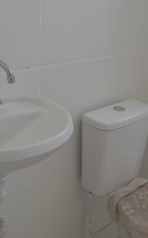 Apartamento para alugar com 47m², 2 quartos e 1 vaga Apartamento para alugar com 47m², 2 quartos e 1 vagaBanheiro