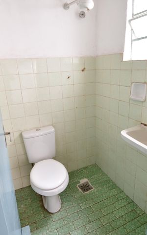Casa para alugar com 150m², 2 quartos e 1 vagaBanheiro