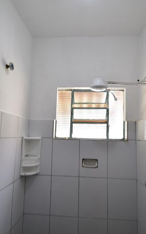 Casa para alugar com 150m², 2 quartos e 1 vagaBanheiro