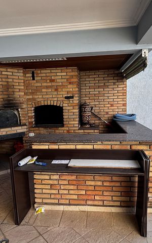 Casa à venda com 536m², 4 quartos e 11 vagas Casa à venda com 536m², 4 quartos e 11 vagasChurrasqueira - Quintal