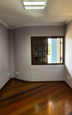 Casa à venda com 536m², 4 quartos e 11 vagas Casa à venda com 536m², 4 quartos e 11 vagasSala 2