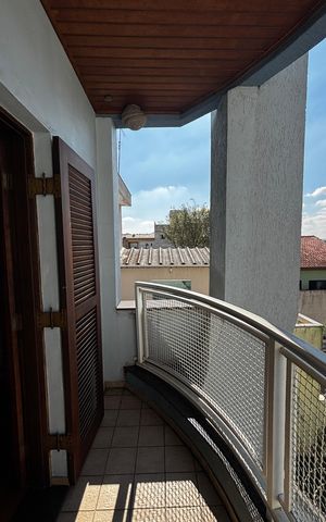 Casa à venda com 536m², 4 quartos e 11 vagas Casa à venda com 536m², 4 quartos e 11 vagasVaranda do Quarto 1